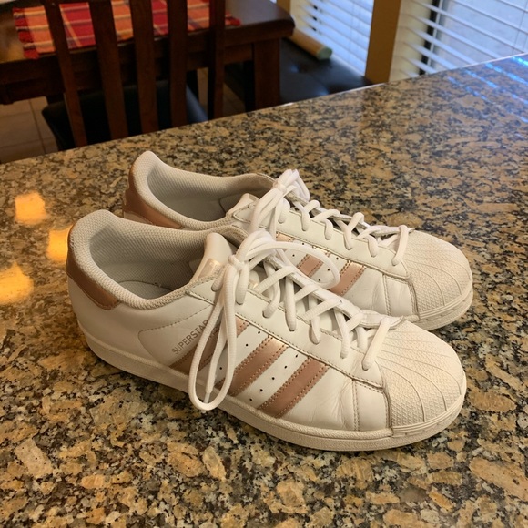 The Best Tennis Shoes for Wide Feet Reviewed 2020 The Best Tennis Shoes for Wide Feet Reviewed 2020